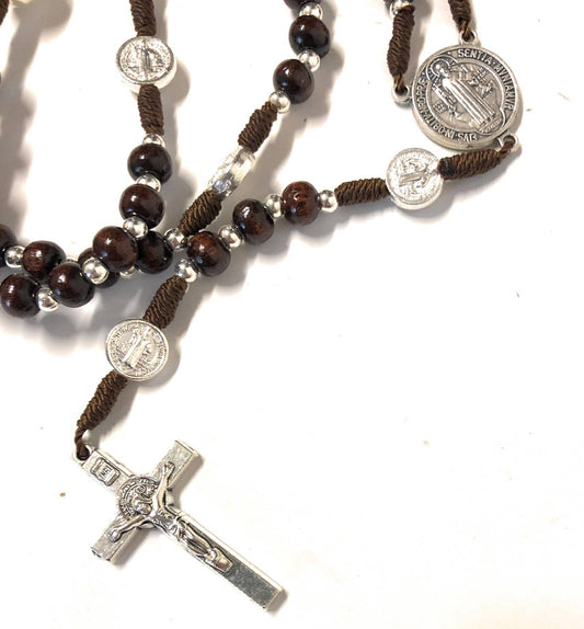 Chapelet St Benoit en bois