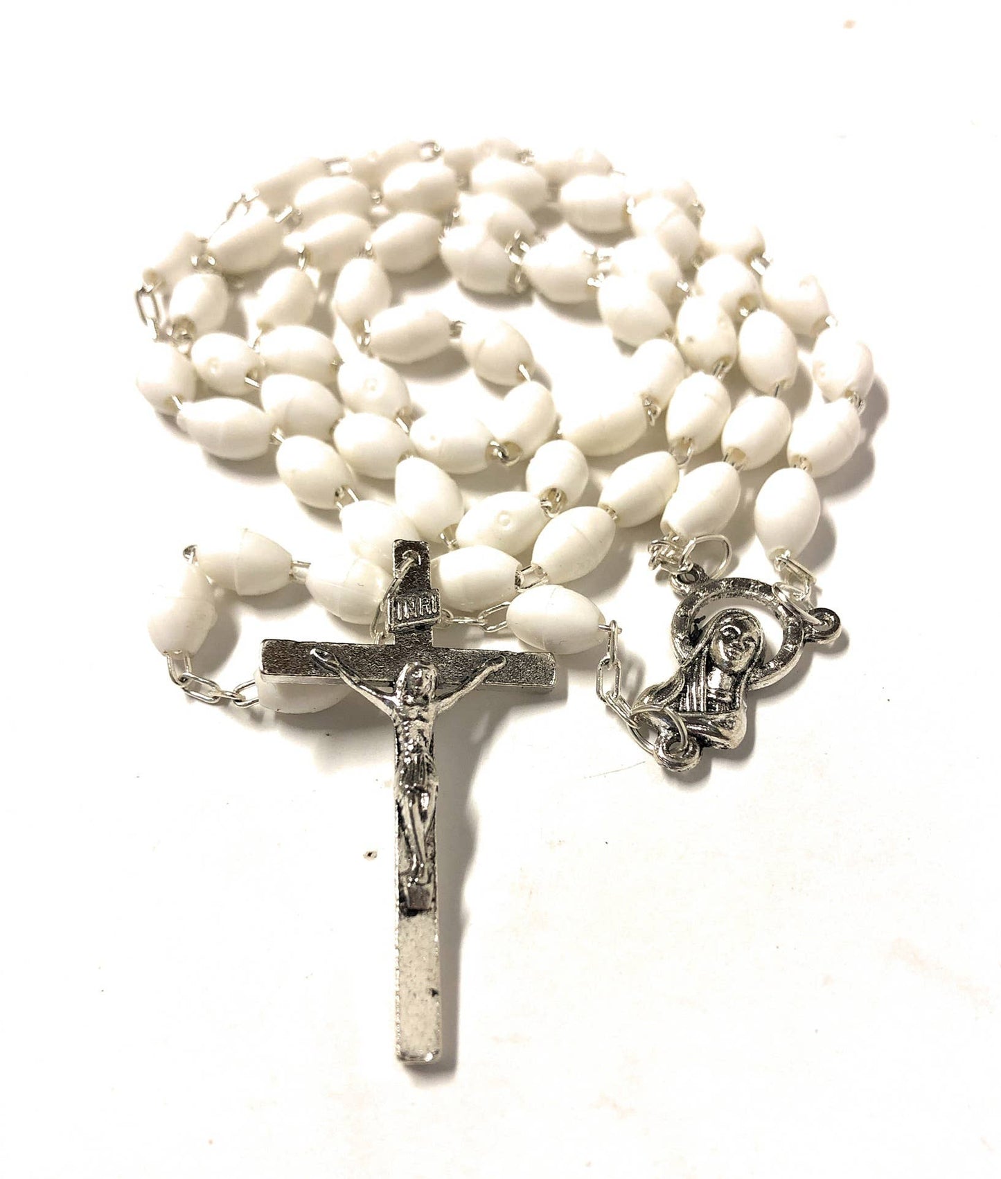 Chapelet en résine blanc