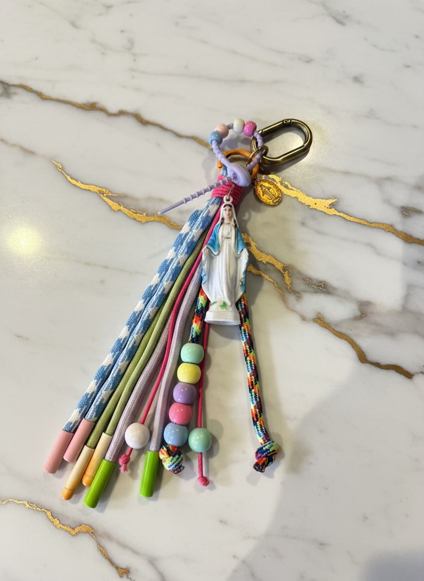 Porte Clef ou Bijou de Sac Madone